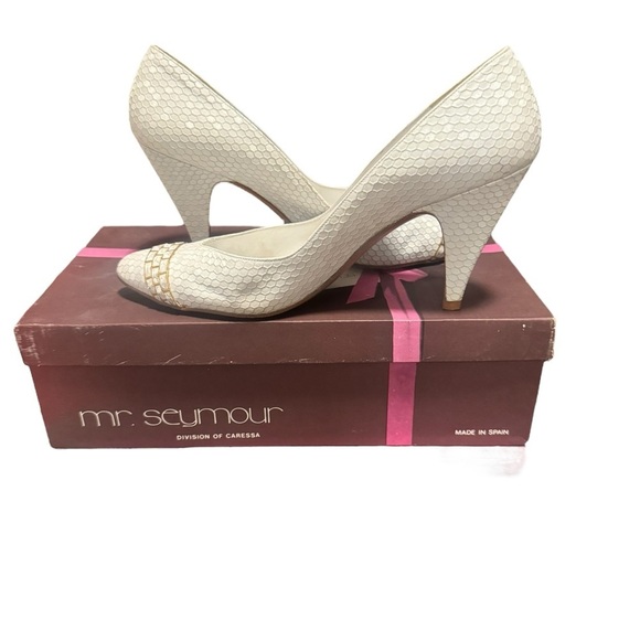 Vintage Stuart Weitzman for Mr. Seymour Snake Skin Ivory Pumps Size 7.5 With Box - Picture 3 of 10